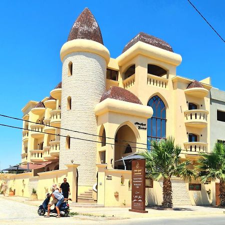 Mahdia - Baghdadi - Laourient Apartments, Restaurant, Cafe Экстерьер фото