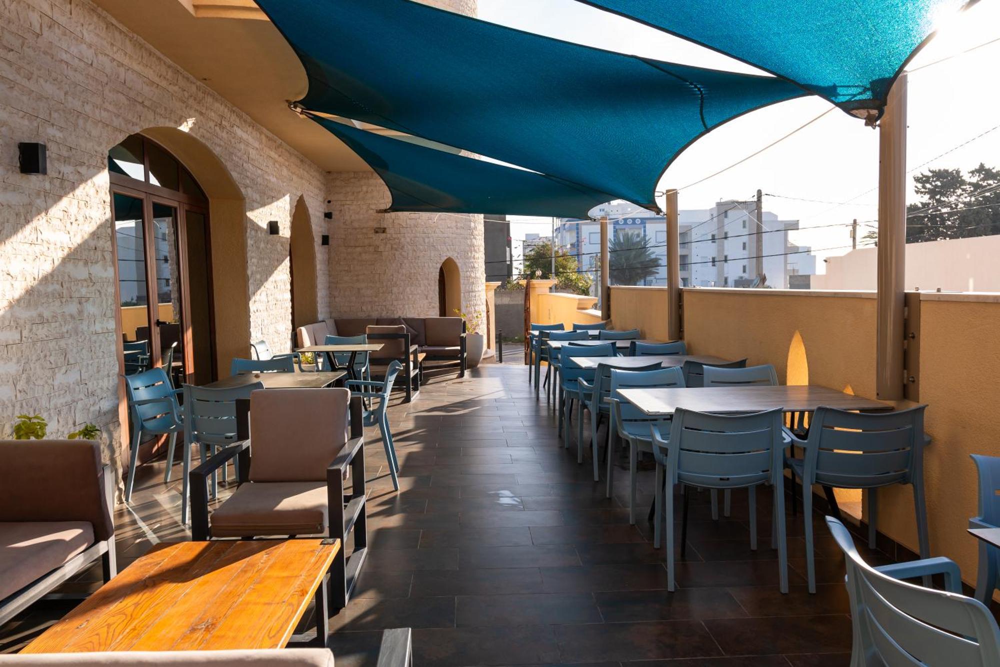 Mahdia - Baghdadi - Laourient Apartments, Restaurant, Cafe Экстерьер фото